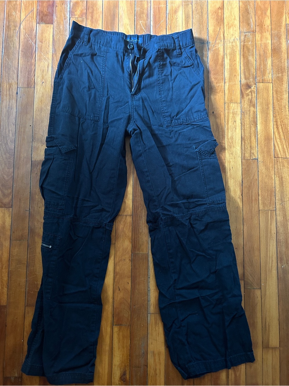 Cargo pants bundle ( Aeropostale, Levi’s)